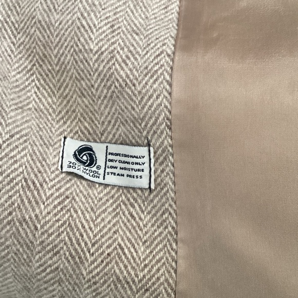 Women's Tan Double-Breasted Trench Coat petite - Picture 7 of 7